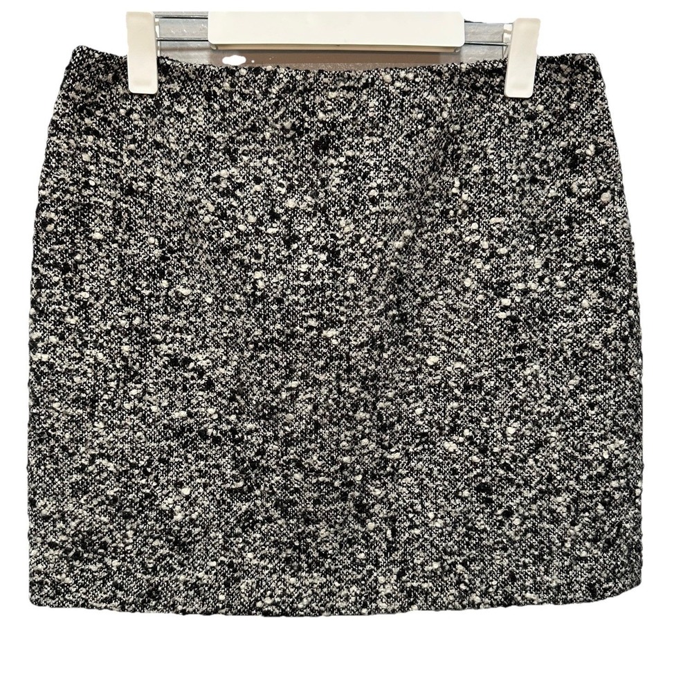 Tahari Mini Skirt Women's Size 12 Black Gray Wool Blend Tweed Full Lined Zip Up